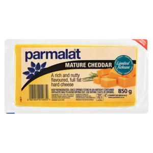 Parmalat Mature Cheddar Cheese Pack 850g Parmalat Mature Cheddar Cheese Pack 850g