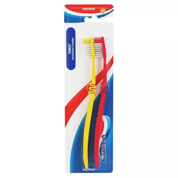 Aquafresh Toothbrush Family Twin Pack