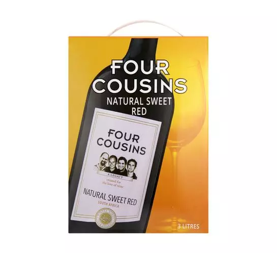 Four Cousins Natural Sweet Red (1x3L) Four Cousins Natural Sweet Red (1x3L)