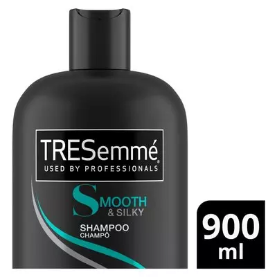 Tresemmé Smooth & Silky Frizz Control Shampoo 900ml Tresemmé Smooth & Silky Frizz Control Shampoo 900ml