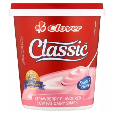 Clover Low Fat Smooth Strawberry Yoghurt 1kg